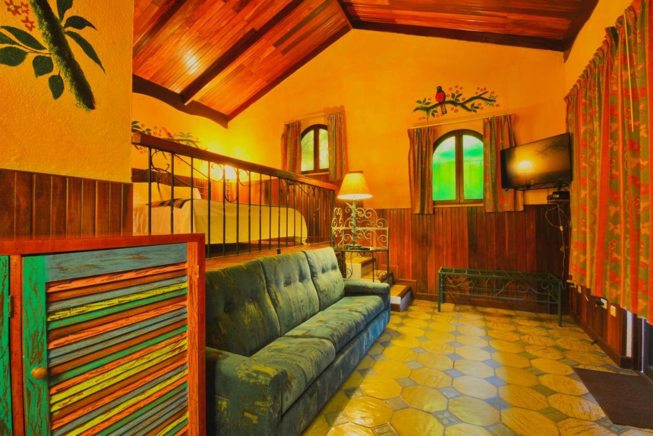 Hotel La Mansion Inn Arenal Nuevo Arenal Rum bild