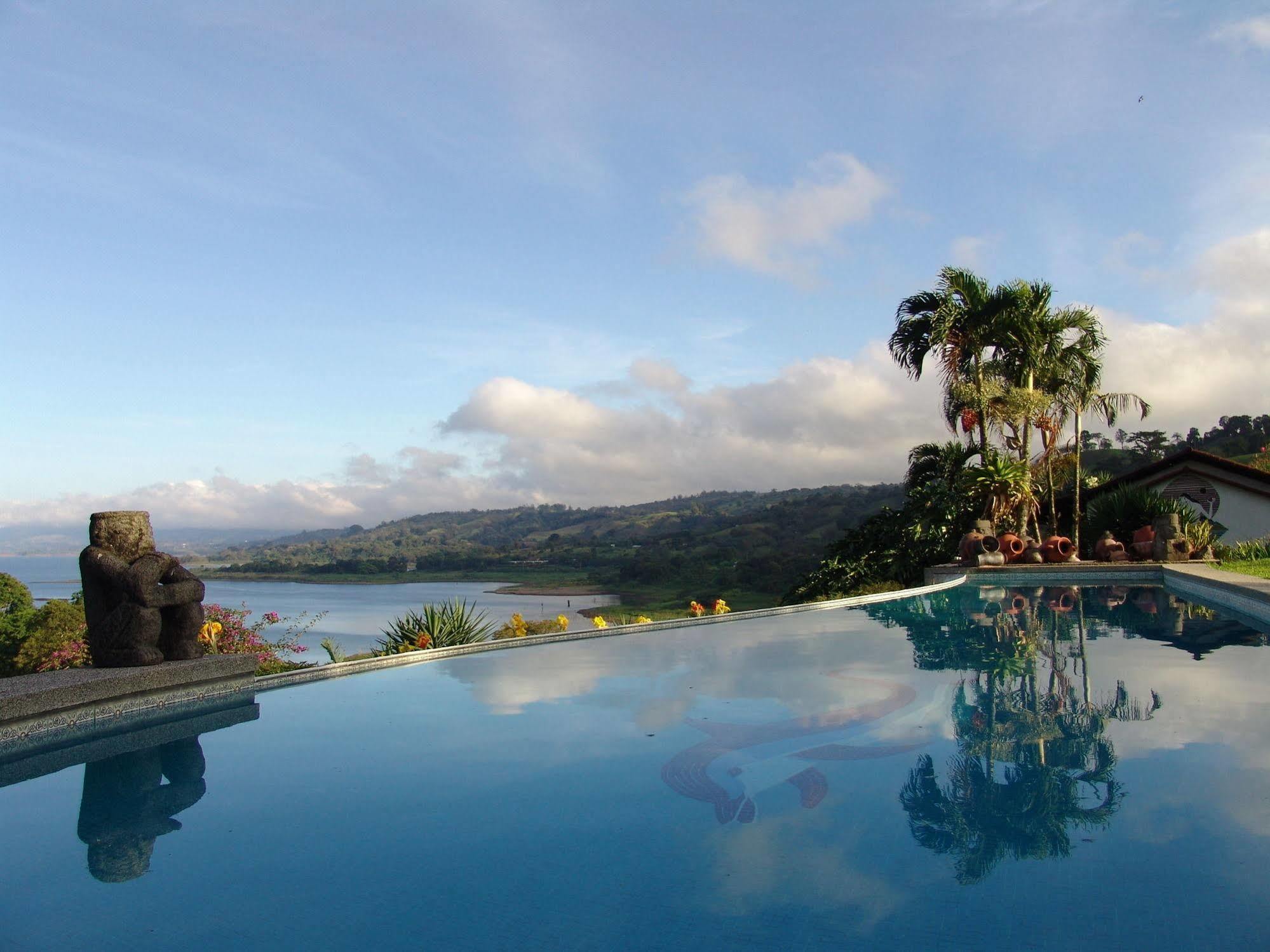 Hotel La Mansion Inn Arenal Nuevo Arenal Exteriör bild